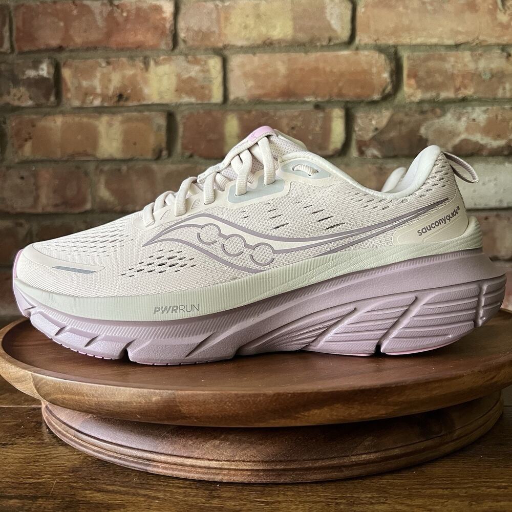 Saucony Guide 18 Cushioned Women Size 9 Cream Lavender Running Shoes Sneakers
